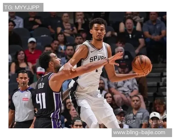 字母哥因左侧腹股沟轻微拉伤预计缺席一到两周比赛